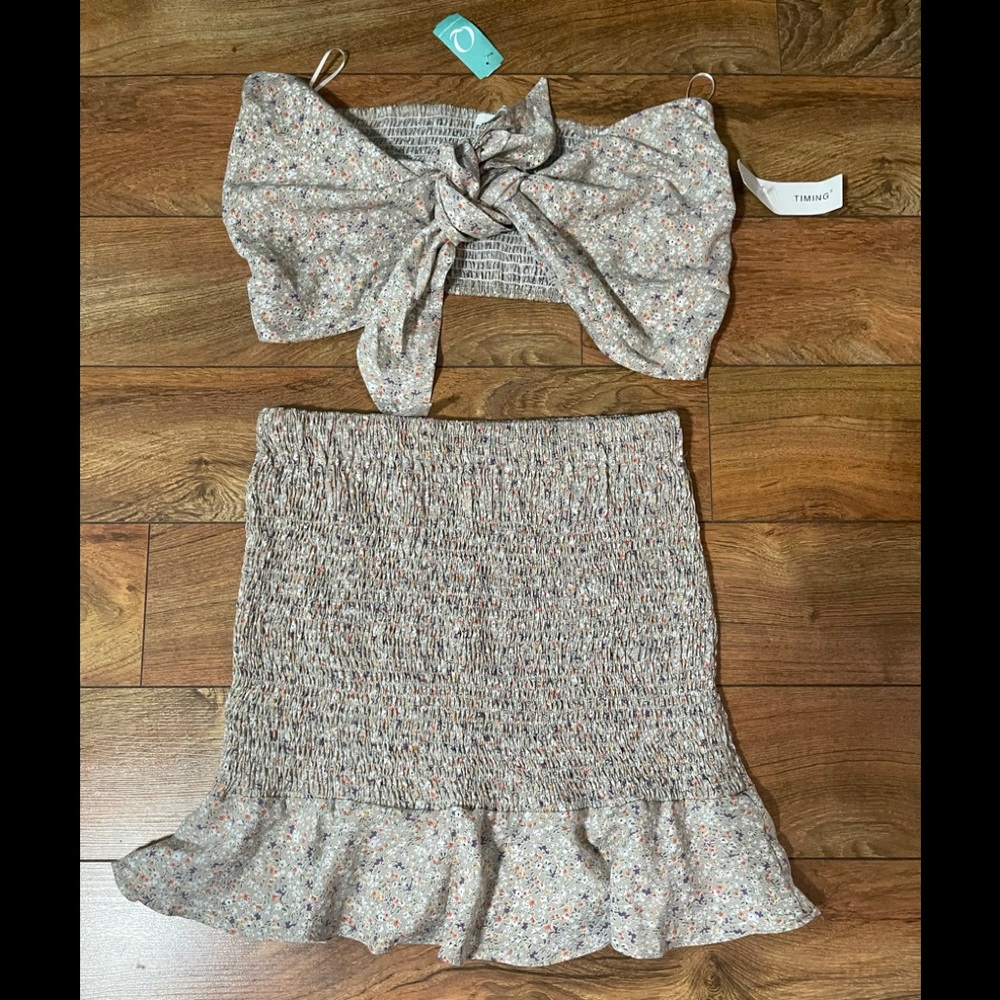 Two piece skirt set